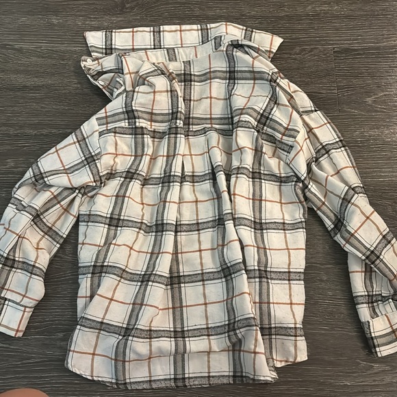 Flannel - Picture 3 of 3